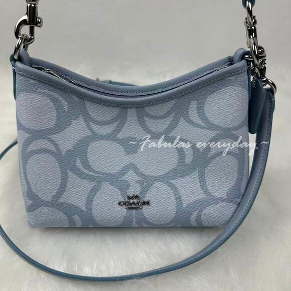 Coach Laurel Small Shoulder Bag In Sketch Signature Canvas In Ice Blue CBI05 NWT - Picture 3 of 9